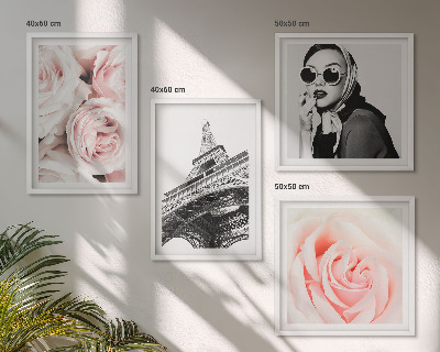 Políptico com moldura O retrato de uma mulher por Eiffel, rosas