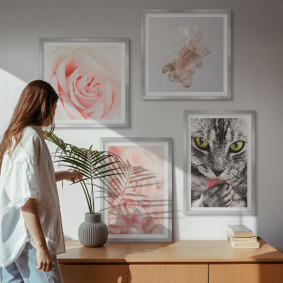 Conjunto de 4 quadros com moldura Rosas cinza-gato abstratas