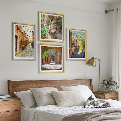 Conjunto de 4 quadros com moldura Ruas charmosas e pizza