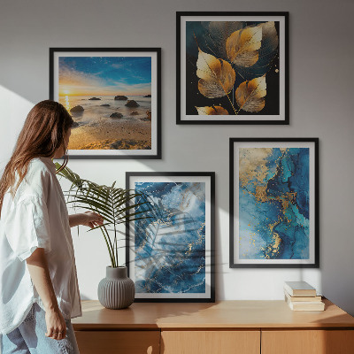 Conjunto de 4 quadros com moldura imagens de padrões em azul e ouro