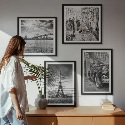 Conjunto de 4 quadros com moldura com vistas da cidade, pontes, Torre Eiffel e carro