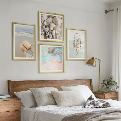 Políptico com moldura decorado com conchas do mar estilo boho