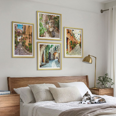 Conjunto de 4 quadros com moldura Ruas italianas encantadoras e flores