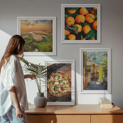 Conjunto de 4 quadros com moldura com paisagem de ruas em colinas com rios italianos