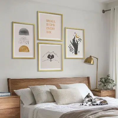 Políptico com moldura ilustrações minimalistas estilo boho