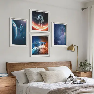 Conjunto de 4 quadros com moldura com tema de astronautas espaciais e estrelas