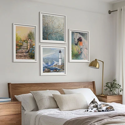 Composição de quadros paisagem com menina e cavalo