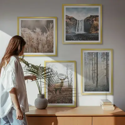 Políptico com moldura paisagens de natureza selvagem com florestas
