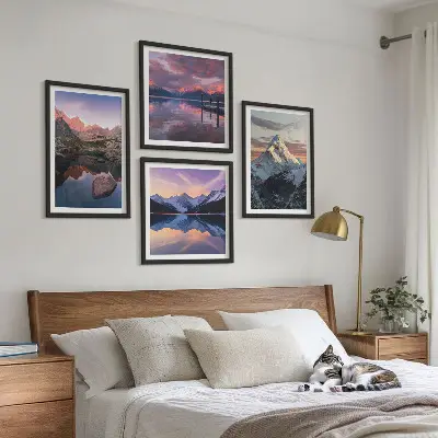 Composição de quadros com paisagens montanhosas ao fundo