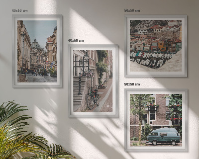 Políptico com moldura Vistas da cidade com edifícios