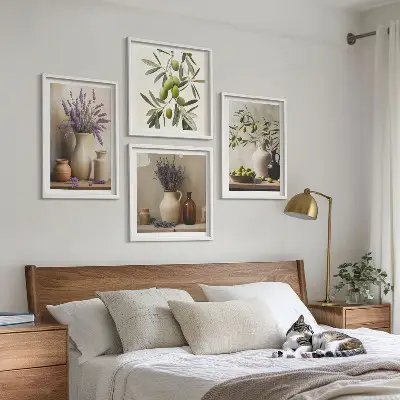Conjunto de 4 quadros com moldura com estampas de flores em vasos