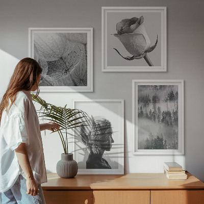 Conjunto de 4 quadros com moldura Retrato de uma mulher na névoa da floresta