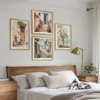 Conjunto de 4 quadros com moldura estampa de ruas com flores e bicicleta