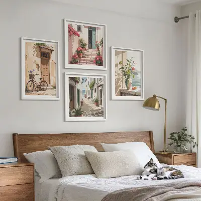 Conjunto de 4 quadros com moldura estampa de ruas com flores e bicicleta