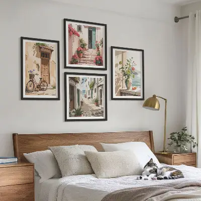 Conjunto de 4 quadros com moldura estampa de ruas com flores e bicicleta