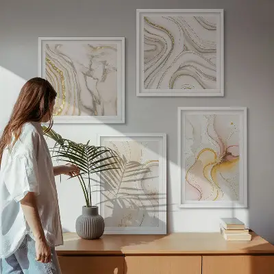 Políptico com moldura com padrões abstratos em tons quentes
