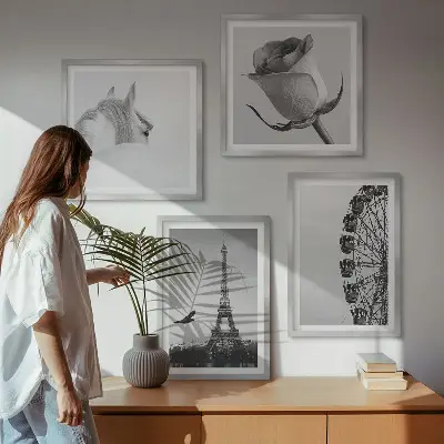 Composição de quadros com rosa, torre eiffel, cavalo e roda gigante em preto e branco