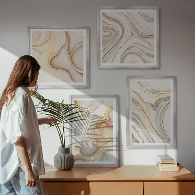 Conjunto de 4 quadros com moldura com motivos abstratos lineares