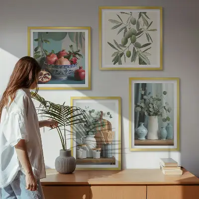 Composição de quadros com estampa de azeitonas verdes e eucalipto