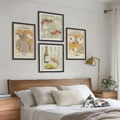 Conjunto de 4 quadros com moldura com padrões florais de cidades europeias