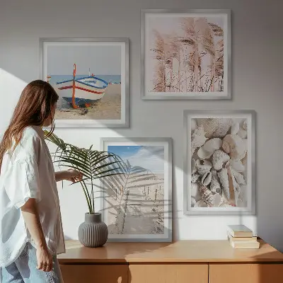 Políptico com moldura com tema de barco de praia, conchas e grama estilo boho