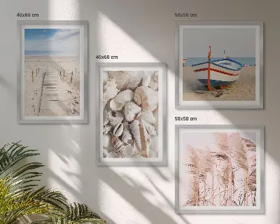 Políptico com moldura com tema de barco de praia, conchas e grama estilo boho