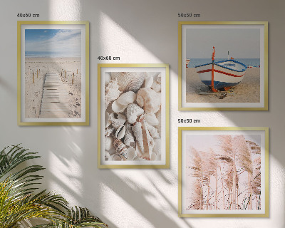 Políptico com moldura barco de praia conchas grama boho