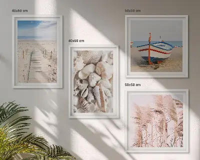 Políptico com moldura com tema de barco de praia, conchas e grama estilo boho