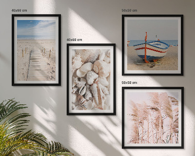 Políptico com moldura barco de praia conchas grama boho