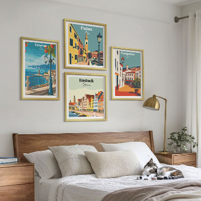 Conjunto de 4 quadros com moldura Ilustrações retrô de cidades