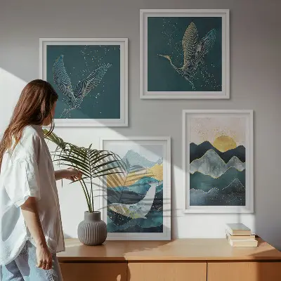 Conjunto de quadros com arte abstrata de montanhas e guindastes