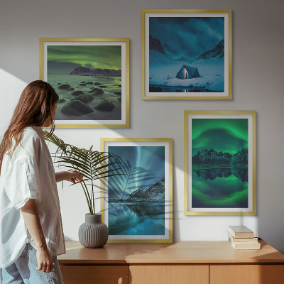 Conjunto de 4 quadros com moldura Paisagem de inverno com aurora boreal