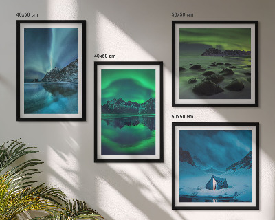 Conjunto de 4 quadros com moldura Paisagem de inverno com aurora boreal