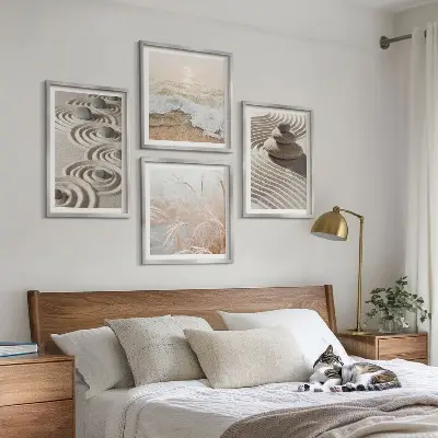 Composição de quadros com paisagem de ondas, areia, água, pedras e praia