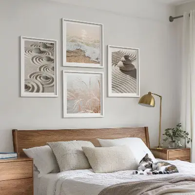 Composição de quadros com paisagem de ondas, areia, água, pedras e praia