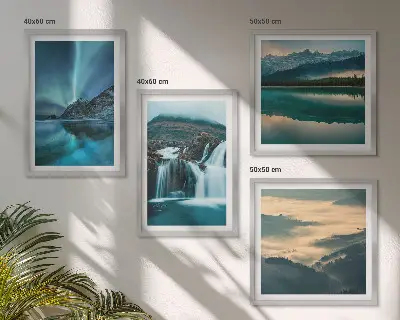 Conjunto de 4 quadros com moldura com paisagens de inverno, cachoeiras e aurora boreal