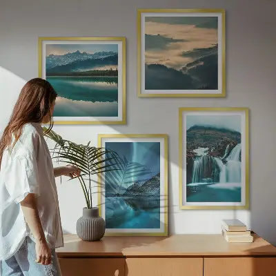Conjunto de 4 quadros com moldura com paisagens de inverno, cachoeiras e aurora boreal