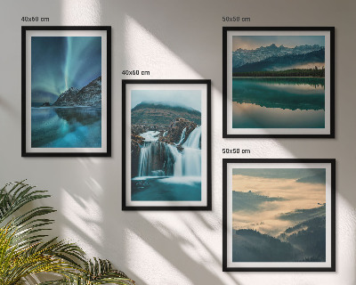 Conjunto de 4 quadros com moldura Paisagens de inverno, cachoeiras, aurora boreal