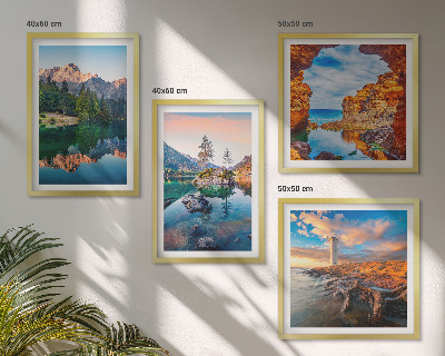 Políptico com moldura reflexo das rochas nos lagos de montanha