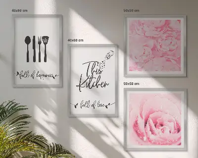 Conjunto de 4 quadros com moldura com delicadas flores de rosa para cozinha