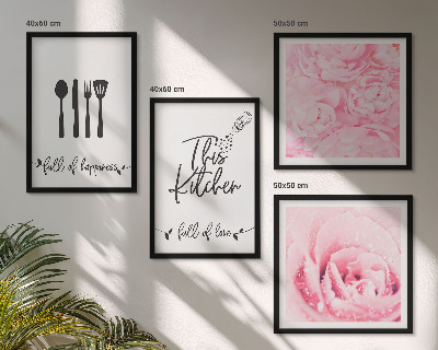 Conjunto de 4 quadros com moldura delicadas flores de rosa na cozinha