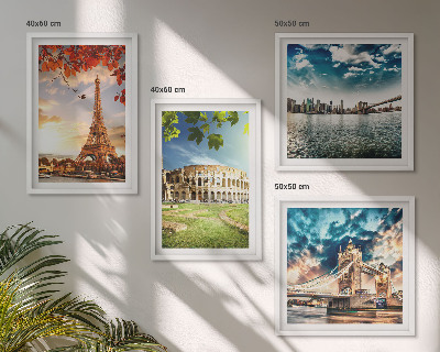Conjunto de 4 quadros com moldura Monumentos da Europa em cores quentes