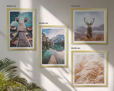 Conjunto de 4 quadros com moldura com temática de barcos no lago, veados e montanhas