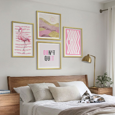 Políptico com moldura Paisagem montanhosa em tons pastel com flamingos rosa
