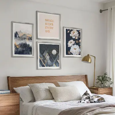 Conjunto de 4 quadros com moldura com inspiração abstrata de montanhas e flores