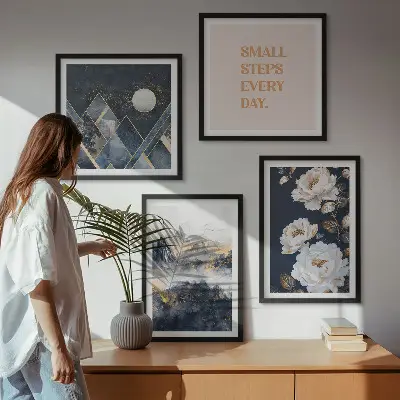 Conjunto de 4 quadros com moldura com inspiração abstrata de montanhas e flores