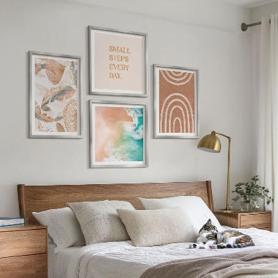Conjunto de 4 quadros com moldura Letras delicadas em estilo boho com folhas