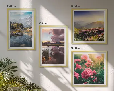Políptico com moldura jardim de flores com montanhas, prado e água