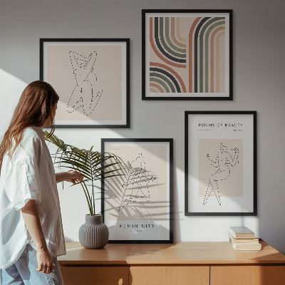 Conjunto de 4 quadros com moldura Silhuetas femininas em cartazes