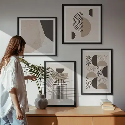 Composição de quadros com padrões geométricos abstratos
